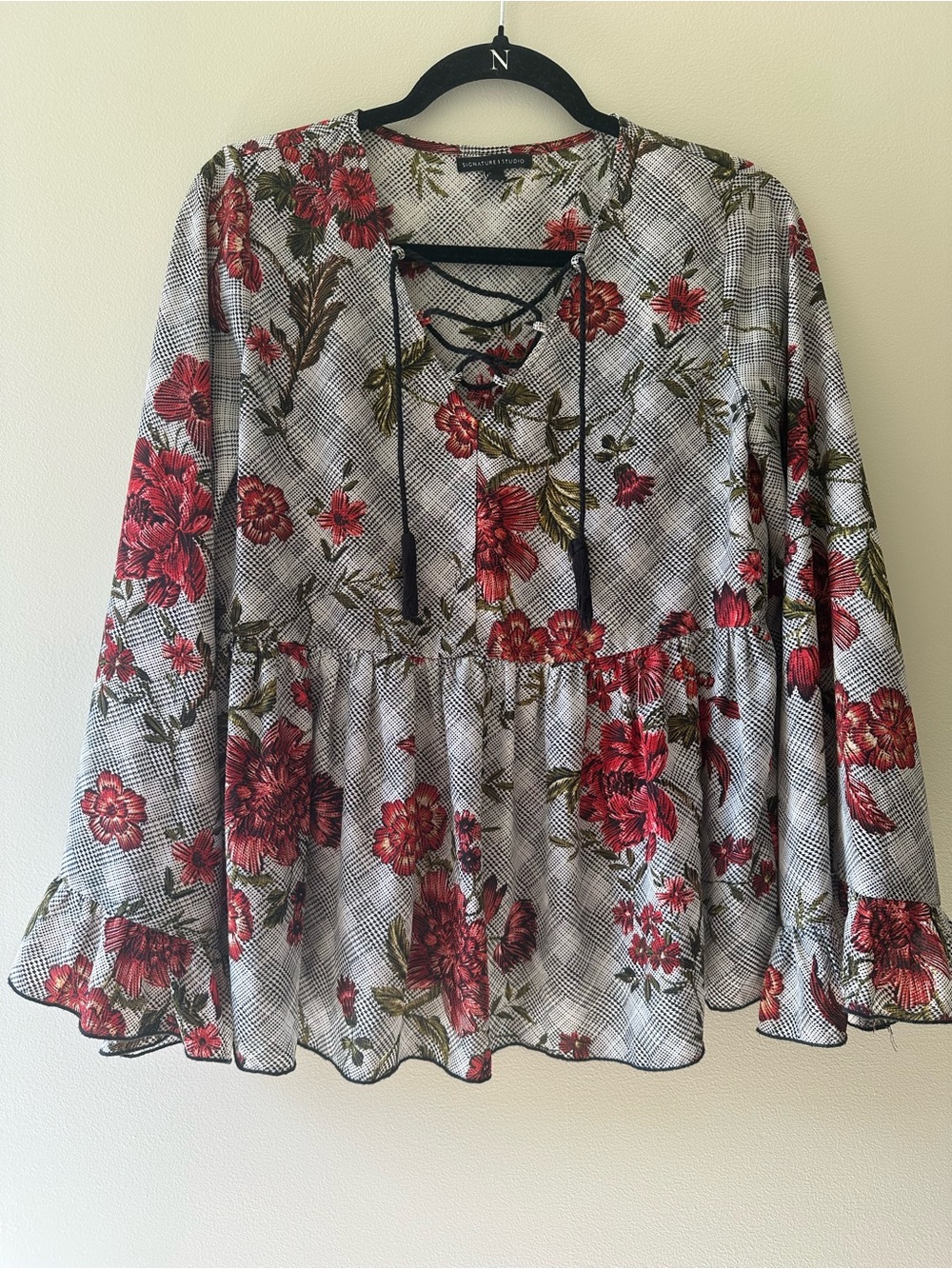 Cottagecore Boho Signature Studio Blouse S Red Floral Lace Up Peasant‎ Top